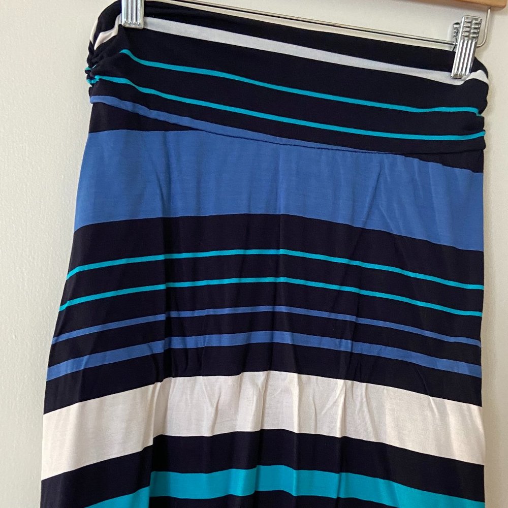 New With Tags Merona Blue Striped Skirt